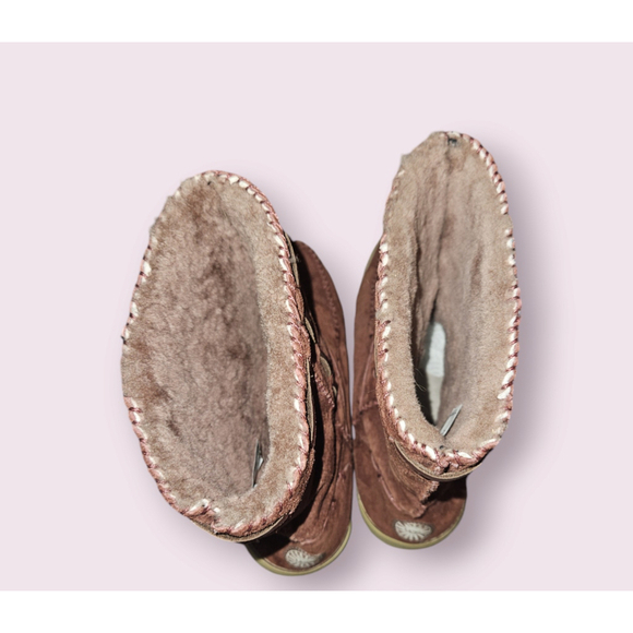 UGG Australia Russet Suede Sheepskin Boots Brown Women's Size 8 - Picture 8 of 12